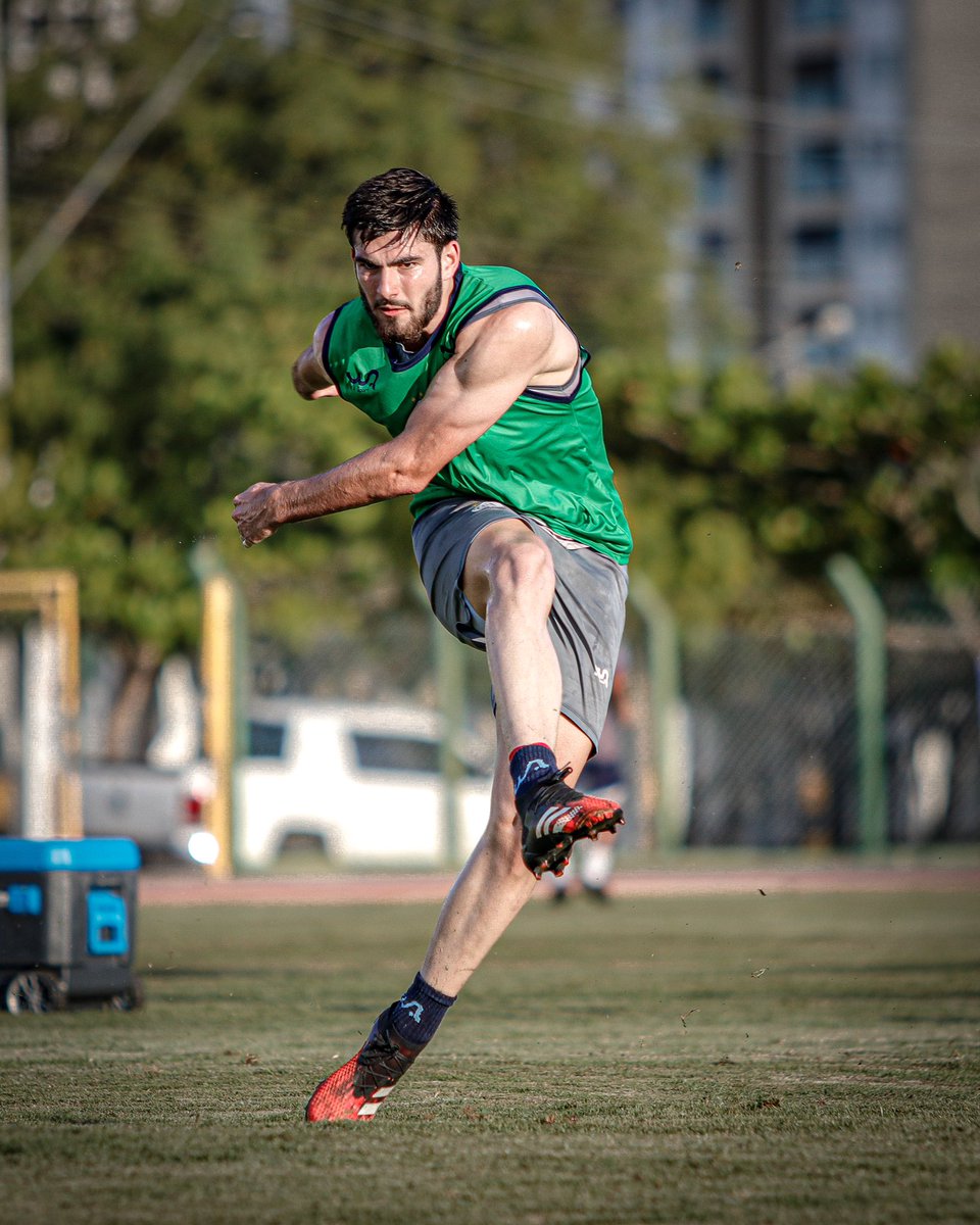 adc_confianca's tweet photo. Após duas semanas de preparação, estamos prontos para o primeiro desafio da temporada 2021! Amanhã é dia de Dragão! 💪🏻🐲👊🏻⠀
⠀
📷 Lucas Almeida https://t.co/vrAgdx1i0U