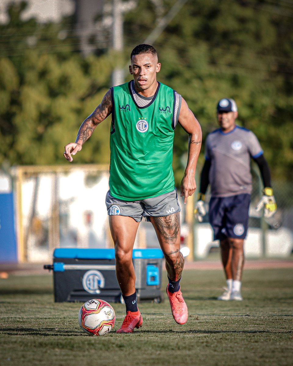 adc_confianca's tweet photo. Após duas semanas de preparação, estamos prontos para o primeiro desafio da temporada 2021! Amanhã é dia de Dragão! 💪🏻🐲👊🏻⠀
⠀
📷 Lucas Almeida https://t.co/vrAgdx1i0U