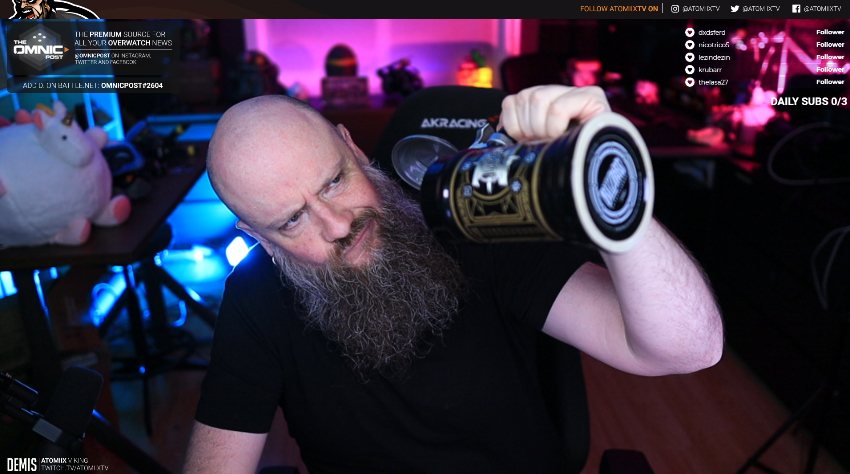 omnicpost's tweet photo. We are live! Watching BLIZZCONLINE with an empty stein. I hope that is not a sign.  We are giving away 2 EPIC PACKS during the stream. Come join us on https://t.co/MPuhINZnxK  Bring me something to drink.
#streaming #twitch #overwatch #blizzcon #event #blizzconline #overwatch2 https://t.co/E5xOxXM4ov