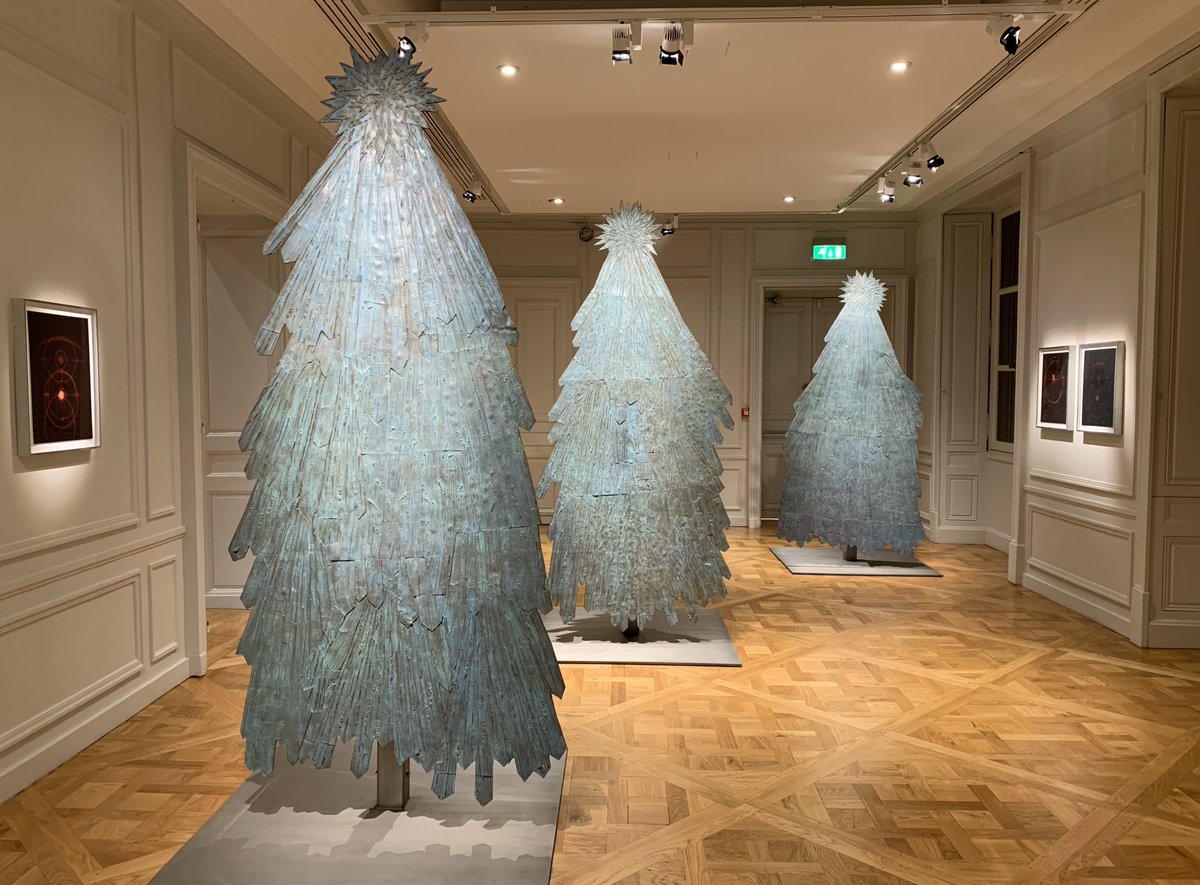 legroupeSMV's tweet photo. ...encore la symbiose avec la nature.
Sculptures, dessins, tapisseries, entre fable & poésie féministe.
🇺🇸 Voici quelques souvenirs de cette soirée, nous vous laissons le soin d'ajouter quelques photos ou un souvenir de ce SMV
#ExpoKikiSmith #MonnaieDeParis #11Conti #SMV421 https://t.co/s802Wwtd29