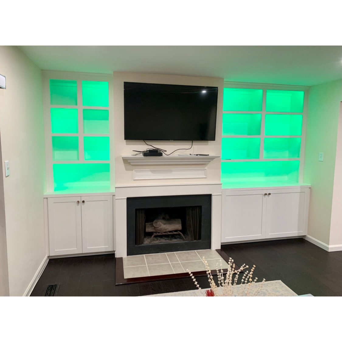 marycarpentry's tweet photo. Modern bookcases with storage and LED lights system. See the before and after! #OC17 #MarylandCarpentry #TeamMarylandCarpentry 🪚🧑🏽‍🎨 ✨ https://t.co/u6KUXBt1tJ