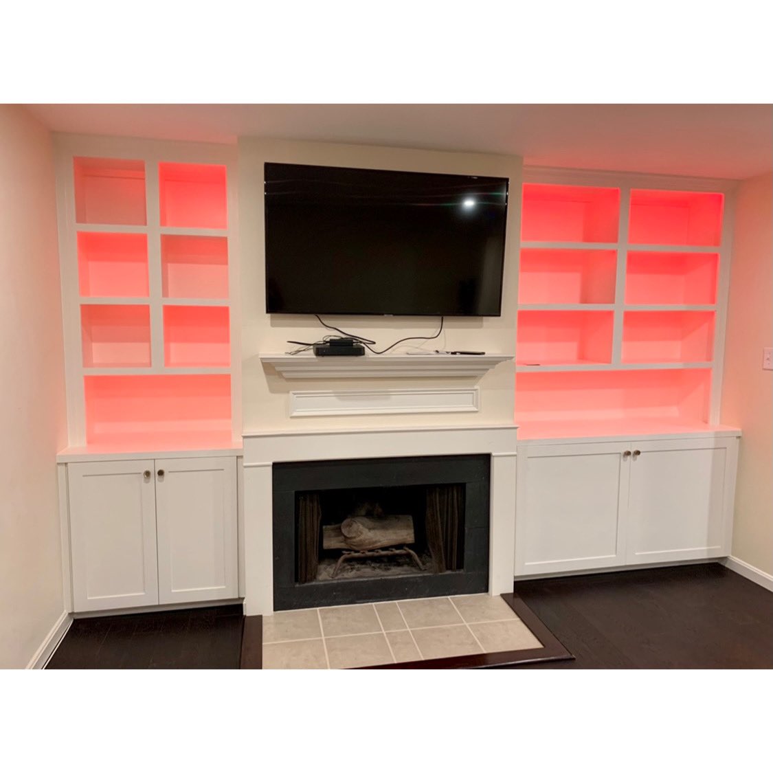 marycarpentry's tweet photo. Modern bookcases with storage and LED lights system. See the before and after! #OC17 #MarylandCarpentry #TeamMarylandCarpentry 🪚🧑🏽‍🎨 ✨ https://t.co/u6KUXBt1tJ