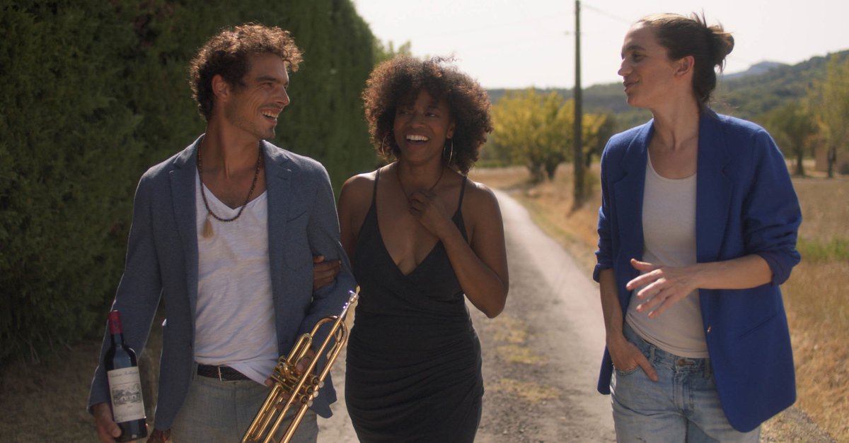 instinctmag's tweet photo. Bisexual Polyamorous Love Story 'Ma Belle, My Beauty' Is Coming To U.S. Theaters https://t.co/8SmzksyF3x #Bisexuality #lgbt #Polyarmory #sundance #Film https://t.co/9TWFPsRXXN