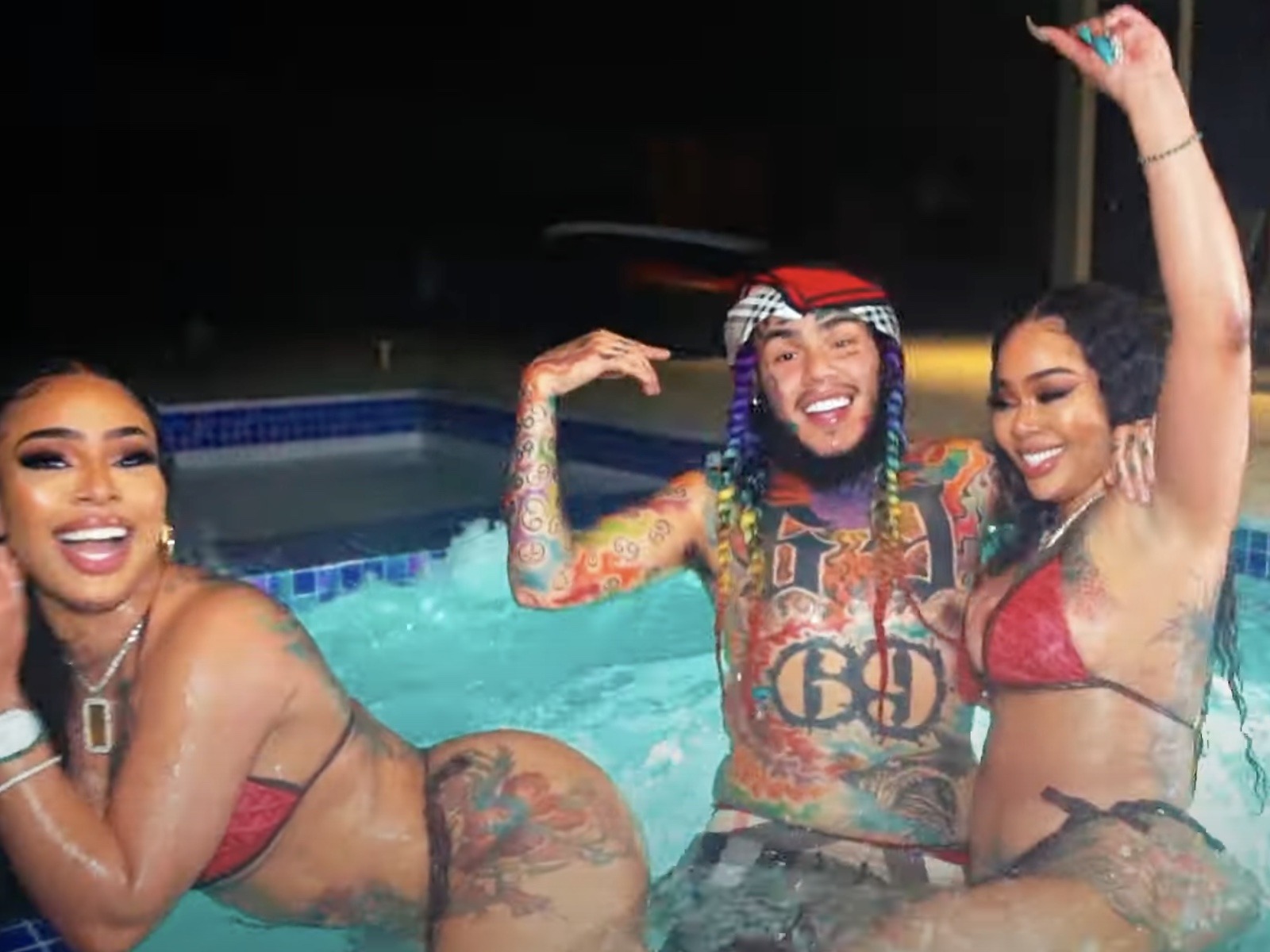 SOHH on X: Tekashi 6ix9ine's 'ZAZA' Video Could Put OnlyFans Outta Biz  t.coMBNgx4lk5N t.coN9DY91wwz8  X