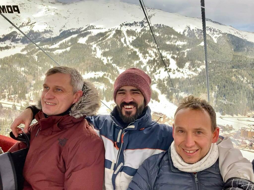 TirtishNik's tweet photo. Проверено! Рекомендую. С ними можно и в разведку! Со всеми тремя! ) https://t.co/yQ73nI45XA https://t.co/NUGiCYjMGe