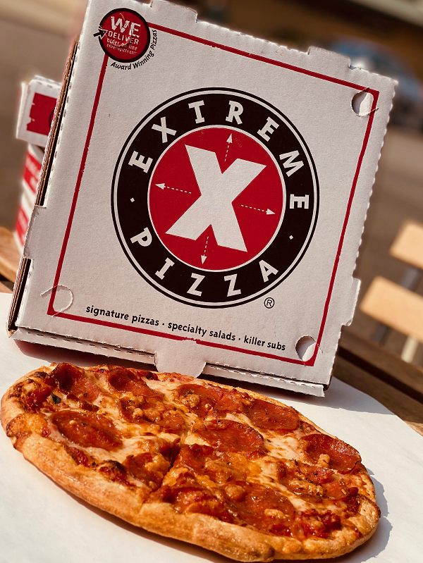Extreme_Pizza's tweet photo. Weekends are always better with Extreme Pizza ππ Order now: https://t.co/05B4Ah9V1b #pizzadelivery #FridayFeeling #pizza #lunchtime #extremenotmainstream https://t.co/DjzXYmwQ5j