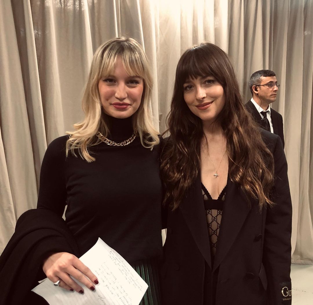 onthisdaydakota's tweet photo. FEBRUARY 19th, 2020: "a @gucci ritual #GucciTheRitual #GucciFW20 #mfw"
📸 valeria_cella IG
#DakotaJohnson https://t.co/6bexZ3RsYl