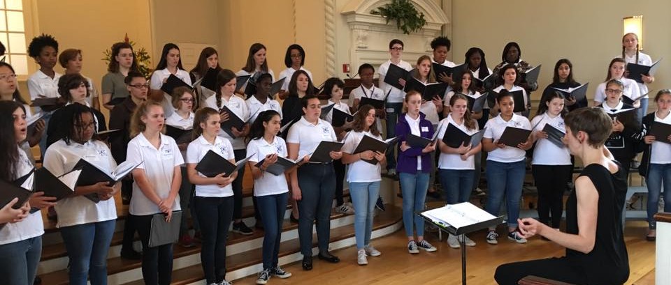 CY_Choirs's tweet photo. CY Motets are preparing for workshops with @loreleiensemble next week in which they'll experiment with the dimensions of their voices & collaborate on recording a movement from @AbbieBetinis’ “From Behind the Caravan” using @soundtrap!
#choir #collab #sistersinsong #soundtrap https://t.co/HVF02hqVvS