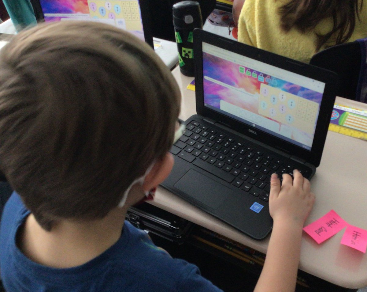 misspasmasclass's tweet photo. Happy 💯 Day of school! We had fun making a Vowel Town. We had a great time doing a @breakoutEDU game. We even did two 100 Day workouts! #fun #whfelementary #eipsteaches https://t.co/4sKau8EzxL