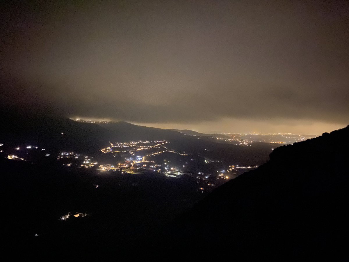 100feliucodines's tweet photo. A dormir! Demà repte Fontcodines, esperem poder anar informant puntualment... #fontcodines #oncodinestrail #ensmovemxlagloria https://t.co/lwmfUSTom5