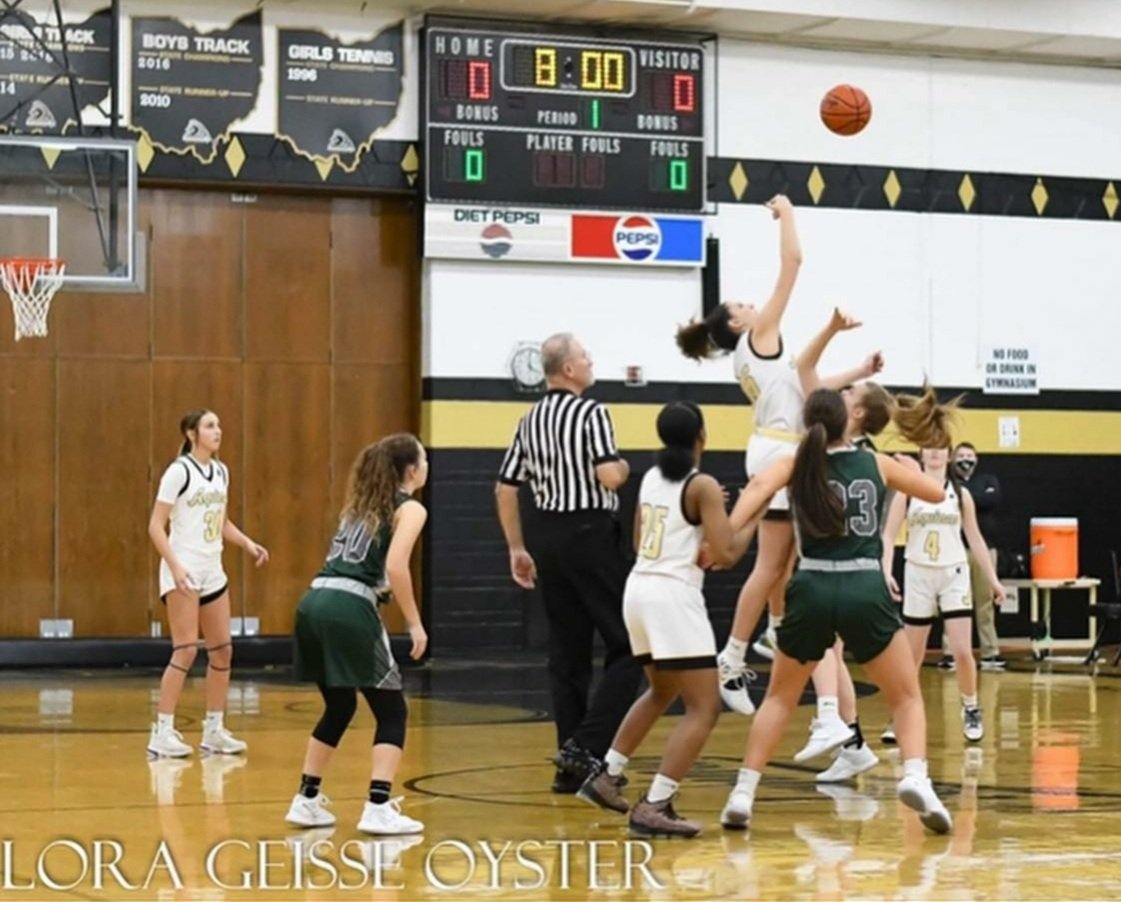 josmith_45's tweet photo. Frosh season in the books! 6'1 F/C - c/o 2024 - 17 Varsity starts - Per game stats: 7pts, 7rbs, 3blks, 2asst, 1steal - 125 Rebounds - *School Record 54 blocks #OhioXtreme2024 #STAKnights @JDabbs86 @angie_saiter @gbabasketball @MaxPreps @Str8OuttaOhioGH @PGH_Ohio @BlueStarMedia1 https://t.co/bNwb5O2WiM