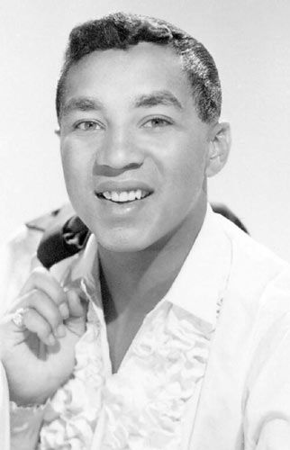 Happy Birthday to Smokey Robinson who turns 81 today 