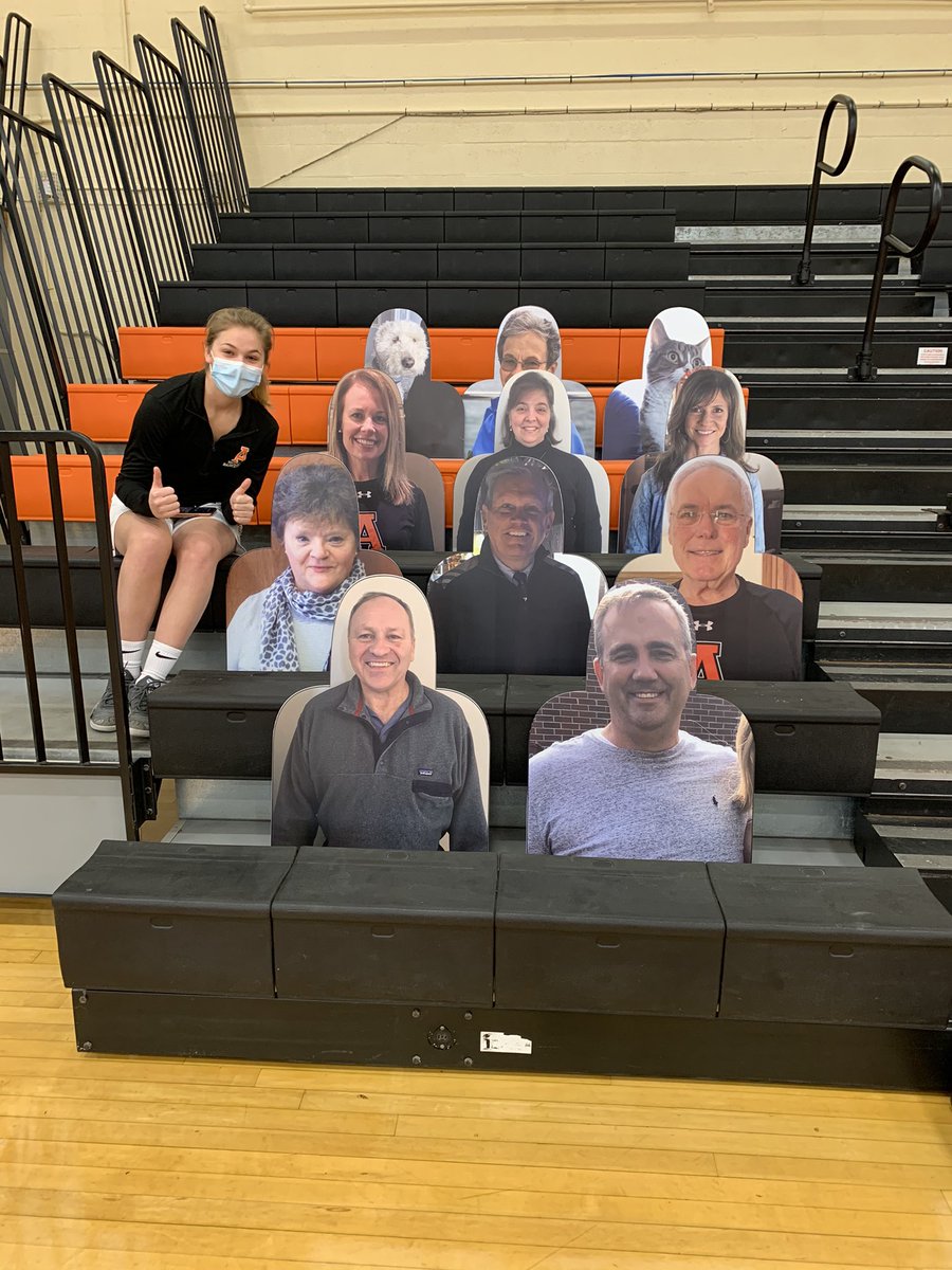 Big 82-49 win over <a href="/WillSouthGHoops/">WS Girls Hoops</a> this afternoon!! Amazing support from our “fans” (<a href="/BuffaloBills/">Buffalo Bills</a>) and we are back at it next Thursday vs. <a href="/wseastgbb/">WS East Girls Basketball</a> #onetiger