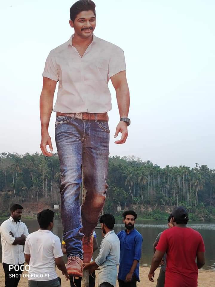 Sudhi_Manchira's tweet photo. It has been 2 years since the shooting started

#MalluArjun Tribute Making song will  Launch On Today At 6PM, Through #Kerala's Most popular actor @AjuVarghesee Official Instagram Page. ❤❤

#AlluArjun || @alluarjun || #Pushpa https://t.co/xbnjuDHDkP