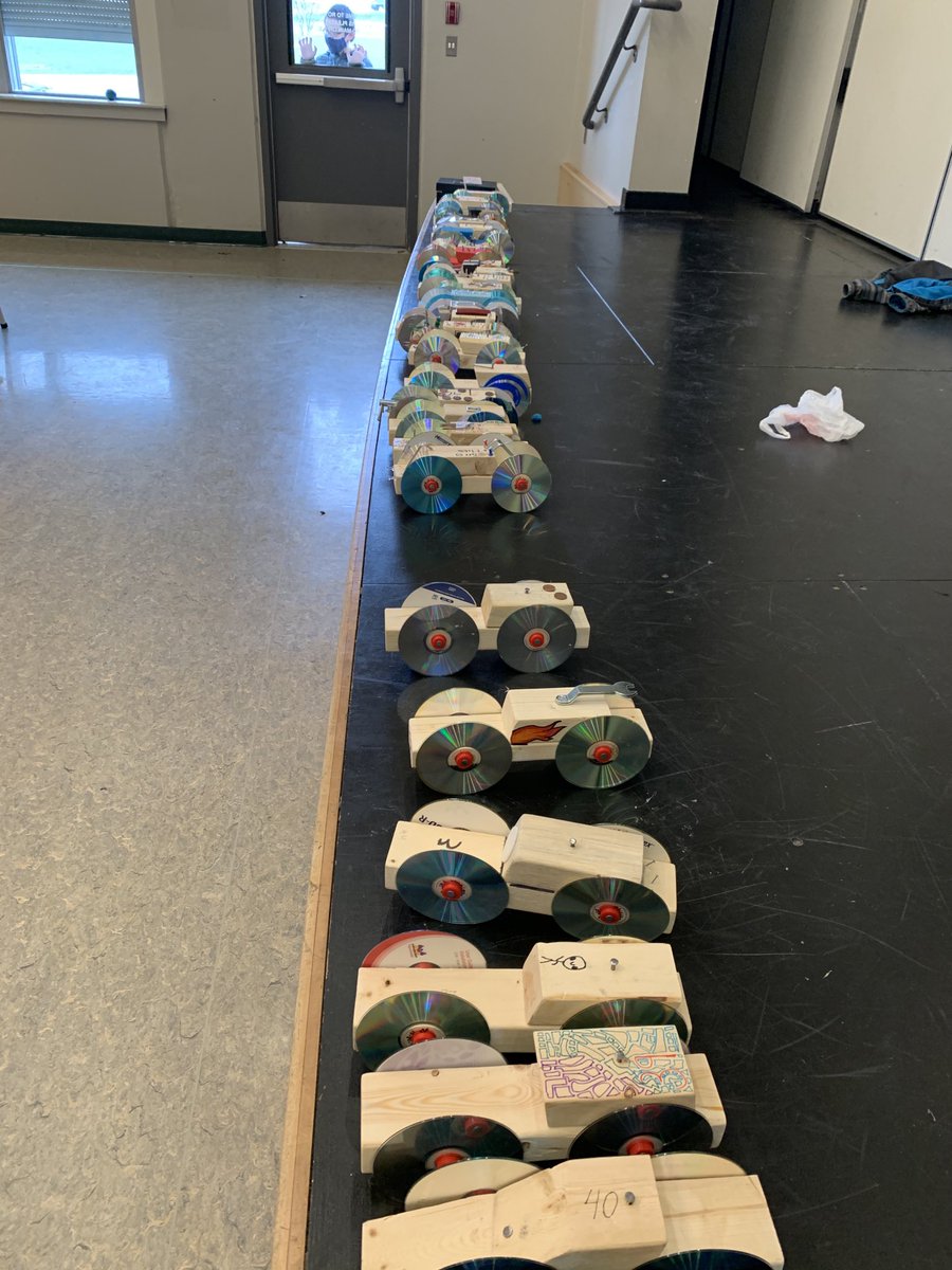 SD63RoyalOak's tweet photo. Way to go M6 and M8! Great job with the Skill Canada Gravity Car challenge. A big thank you to ⁦@KyleGoy⁩ ⁦@DarcyMcNee⁩ and to Ms Laton for making it happen at ROMS. Lots of fun and learning today! #SD63 #ROMSPride https://t.co/rFC2w3jJ1d