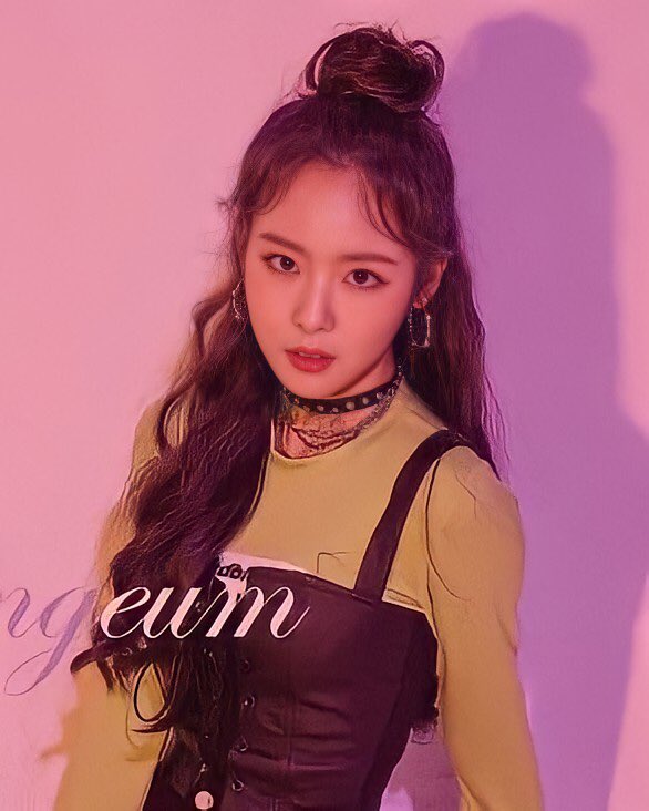 gg_archived's tweet photo. .*•・☆ BREAKING ———
Cheongeum has announced she is leaving API to become an influencer.
translation cr. @ho1idayintl
#CHEONGEUM #API @api_official_ https://t.co/MA0kbfhLiG