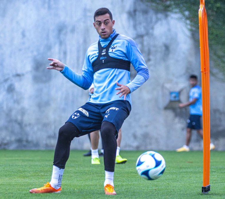 DUDA PARA LA FECHA 7
El mellizo Rogelio Funes Mori, tendría molestias en su tobillo derecho, motivo por el cual está casi descartado para el partido contra Necaxa.
#FutbolMedia #LigaBBVAMX #Monterrey https://t.co/7bnqFcZo01