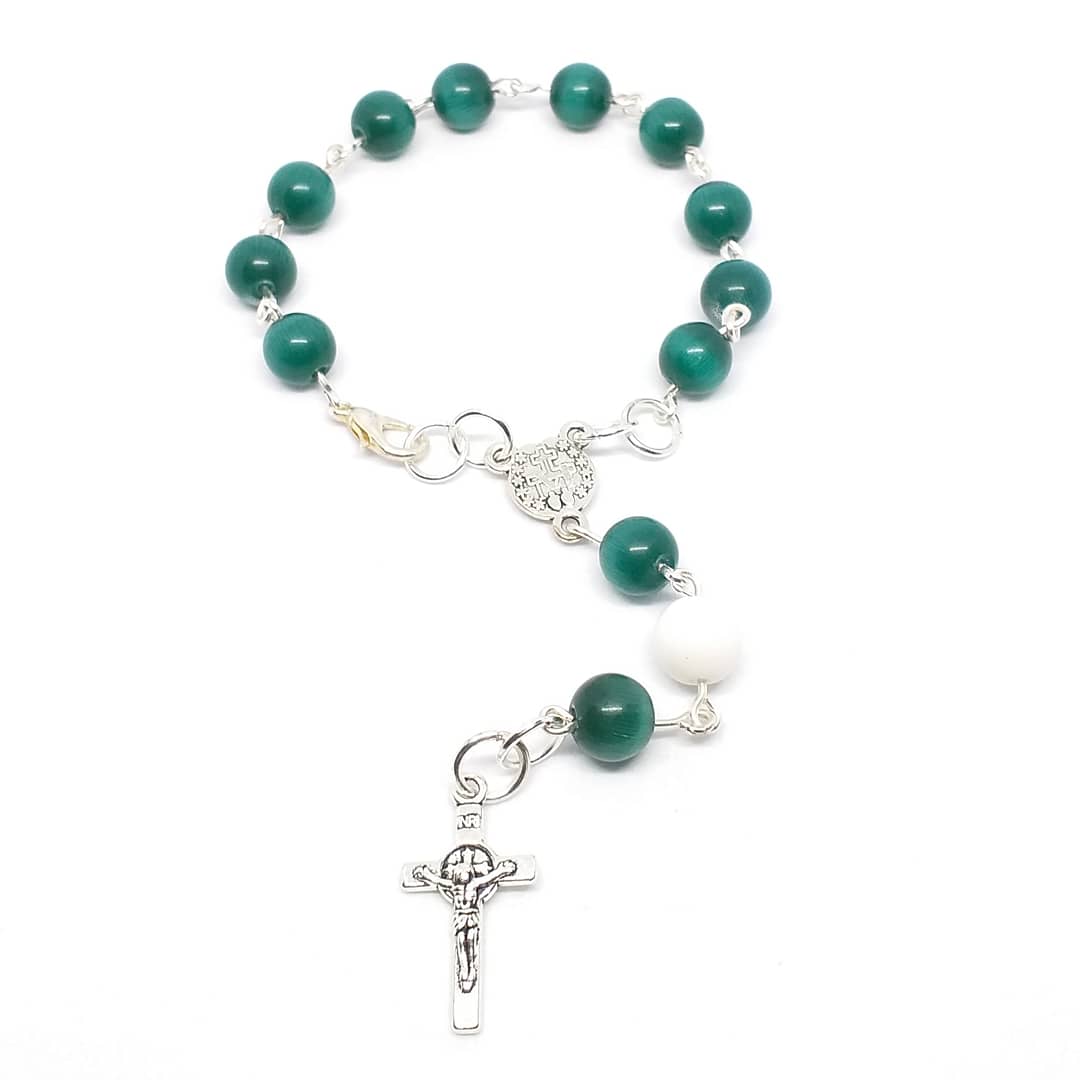 LeosHandmadeGT's tweet photo. 📿#Fe📿

#HechoAmano👋
#RegalosÚnicos👌

#PiedrasNaturales💎

🙏🏻Siempre es bueno mantener y demostrar nuestra fe en todo momento🙏🏻

🥰#Denarios ajustables. Con cristales y piedras naturales. En @leoshandmadegt ¡Los hacemos con cariño!🥰

1xQ35
3xQ100

🙏🏻¿Nos regalan 1 RT pls?🙏🏻 https://t.co/W3bfwbP36p