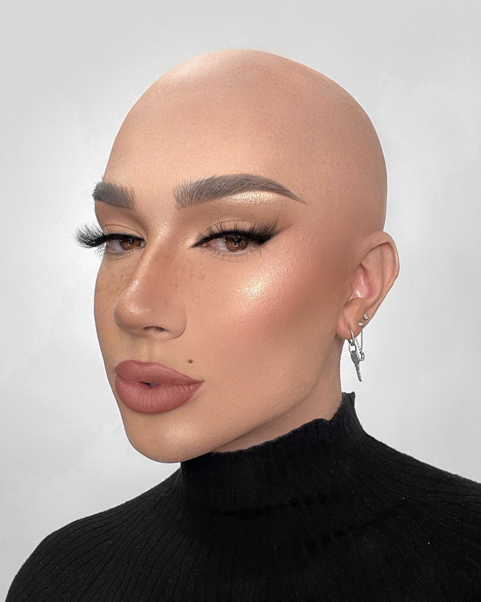 jamescharles tweet picture