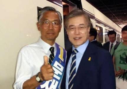 조국을 싫어하는건 니자윤데 아무렇게나 여성을 그것도 실명으로 언급하는건 아니지.

준연아. 준연아.

니가 당시 공천받을당시에도 잡음이 얼마나 많았으면 지선 당시 대구시당 앞에서 1인시위했던 사람도 기억이 난다.

그리고 김현권이 날 정신병자라고 쓴글에도 너가 막말한거 기억한다.
(이어서)