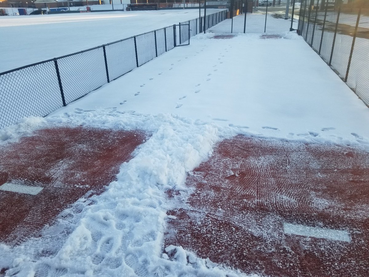 JerryCourtney's tweet photo. Ready for bullpens tomorrow! #HOLDN #guardbaseball https://t.co/gR62sLmrGJ