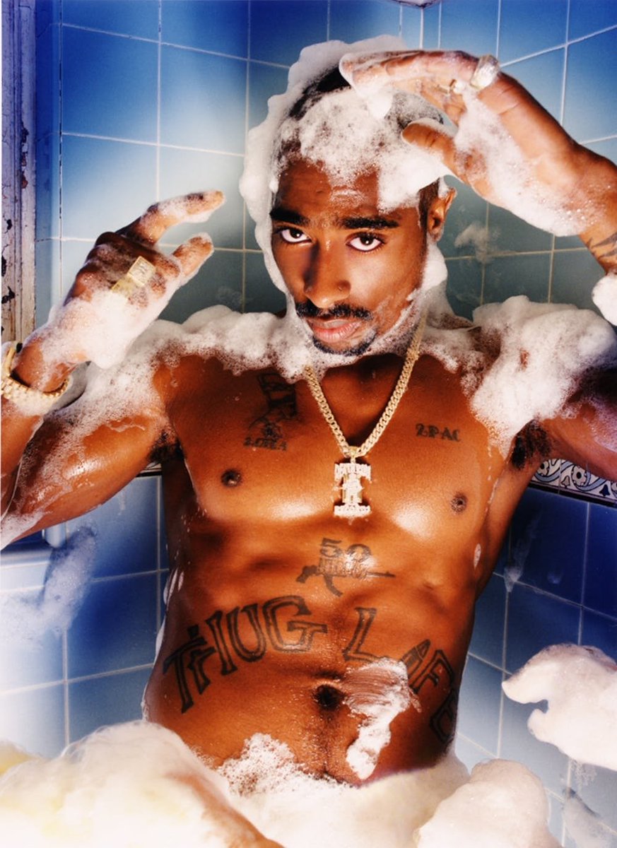 gagasyuyi's tweet photo. tupac photographed by david lachapelle, 1996 https://t.co/5McvsRXFWz