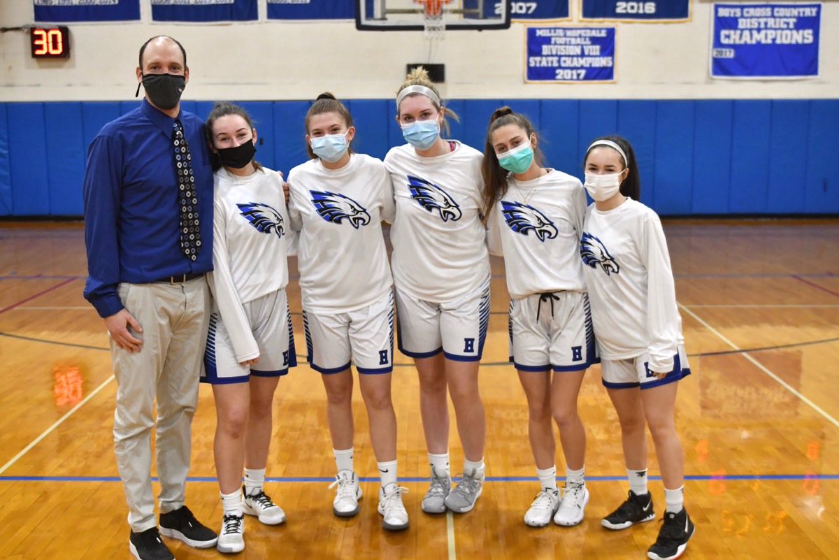 HHSGirlsBball22's tweet photo. Thank you seniors! 26 wins and 1 loss in your last 27 games! Great leaders and better people! Your legacy will live on forever! Good luck in your future! ⁦@HopedaleSports⁩ https://t.co/CbcBbaH5NR