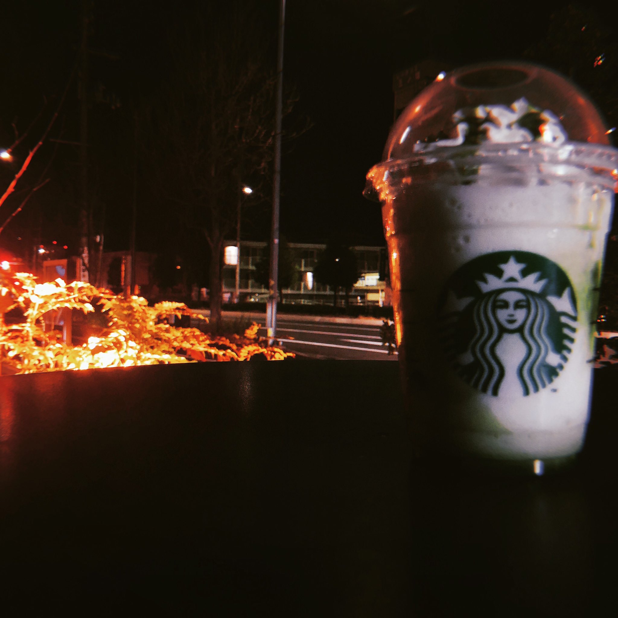 りゅうせい スタバはどれも美味しいけどやっぱ抹茶よねーーー このエモい感じの写真ね Modecon ミクチャ Rt拡散希望 スタバ好きと繋がりたい Starbucks スターバックス T Co Sit3zd73eu Twitter