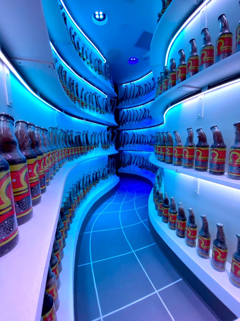 Vegas's tweet photo. Attention, shoppers! 🚨This isn't your ordinary trip to the market. Check out @OmegaMartUSA, @MeowWolf's new immersive and interactive art installation inside @AREA15official. 🤯👾💫 https://t.co/WtxCrqmOFj