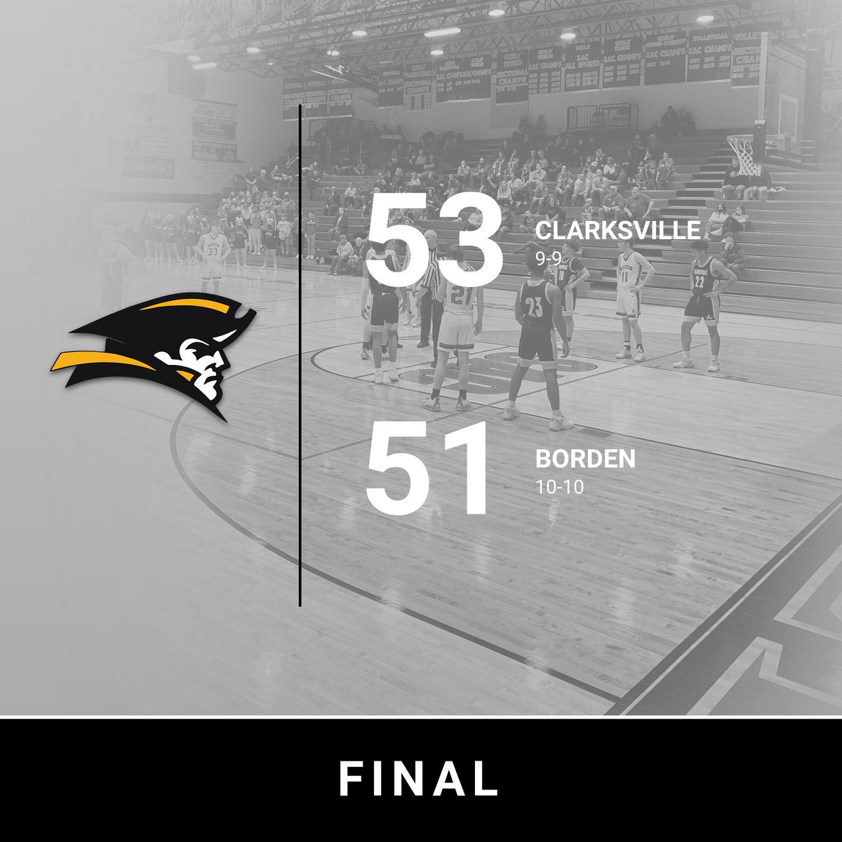 ADClarksville's tweet photo. Robert Lamar with the winning layup on the assist from Dakota Capps as time expires. ⁦@JohnRHarrell⁩ https://t.co/3XMvTIihSb