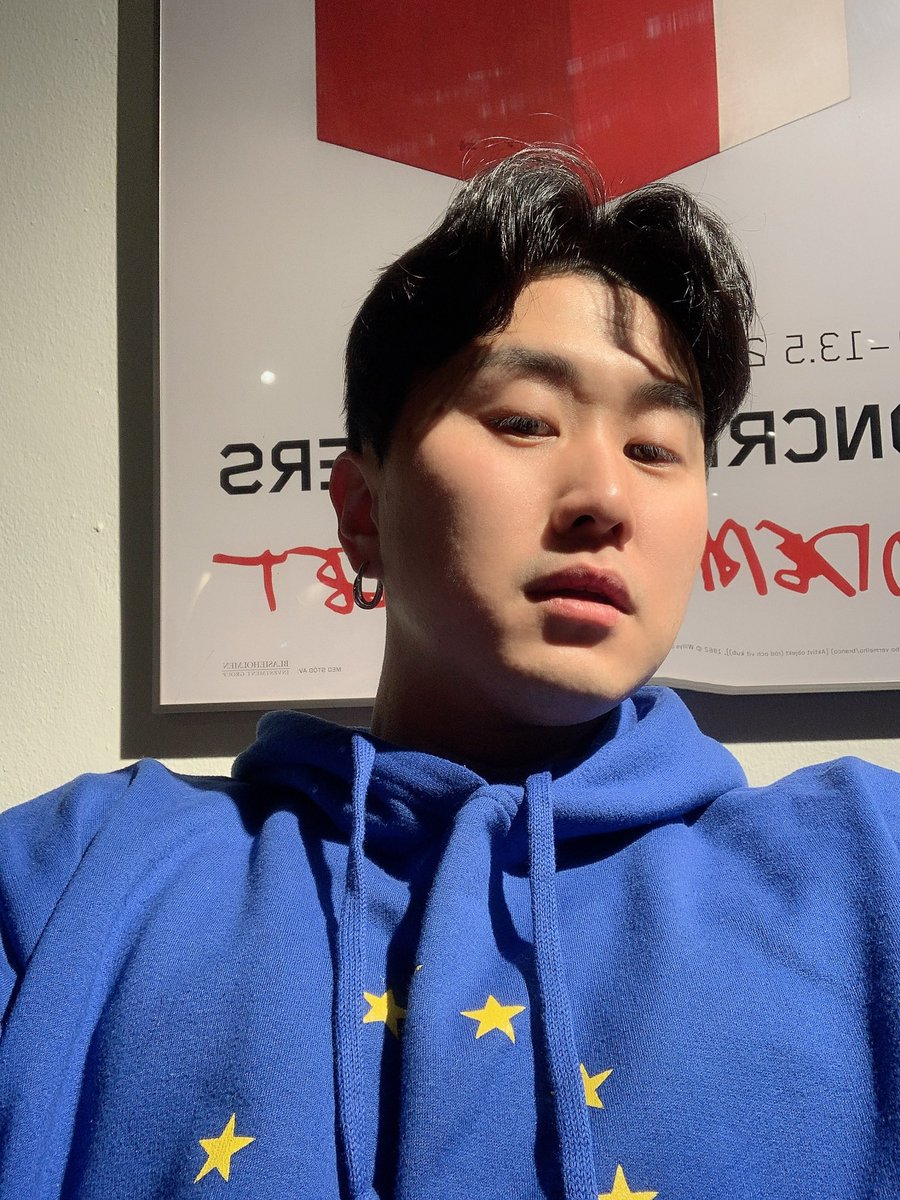 sukyoon's tweet photo. 김성재 느낌🤘🏼 https://t.co/syzJwKi1Bn