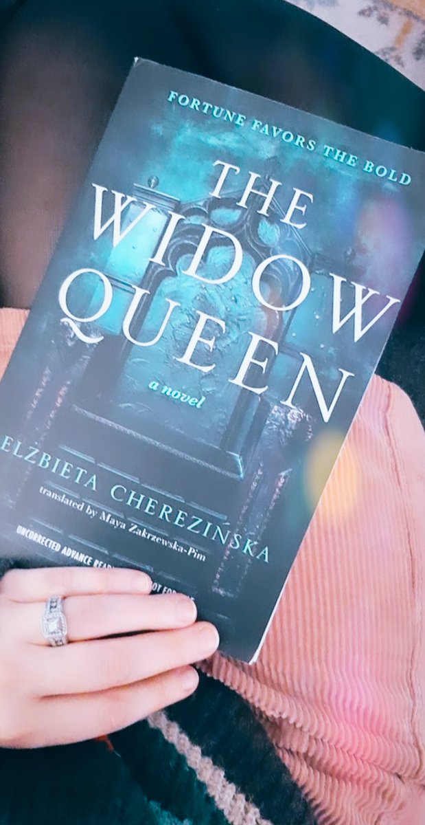 tinybookfort's tweet photo. #currentlyreading: #TheWidowQueen by #ElżbietaCherezińska 🖤🖤🖤 It's amazing!! @ForgeReads #forgebooks #ARCbooks #historicalfiction #magical https://t.co/StLhtkyZE1
