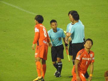 Wra 12 1 川崎フロンターレ ガンバ大阪 R 荒木 友輔さん Arbitro あるびとろ Note