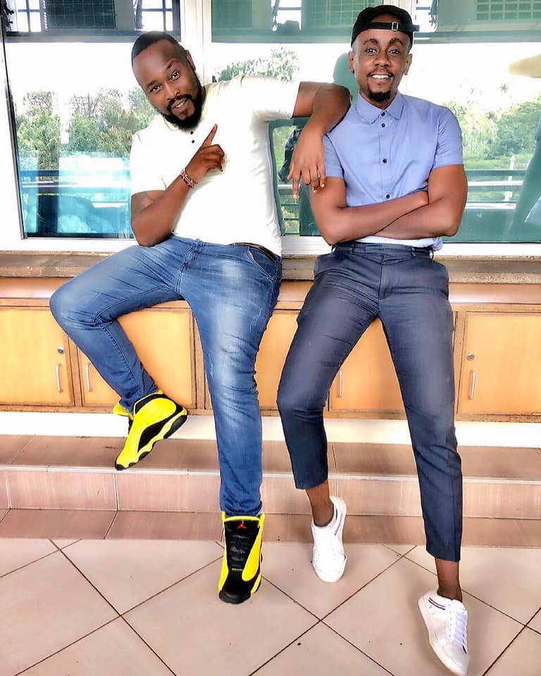 Milele_FM's tweet photo. #MileleFansTop20 Live On @milelefm , Leo Ngoma Number One Ni Ipi ? 💯Kwa💯 https://t.co/KOt2QJS3f4