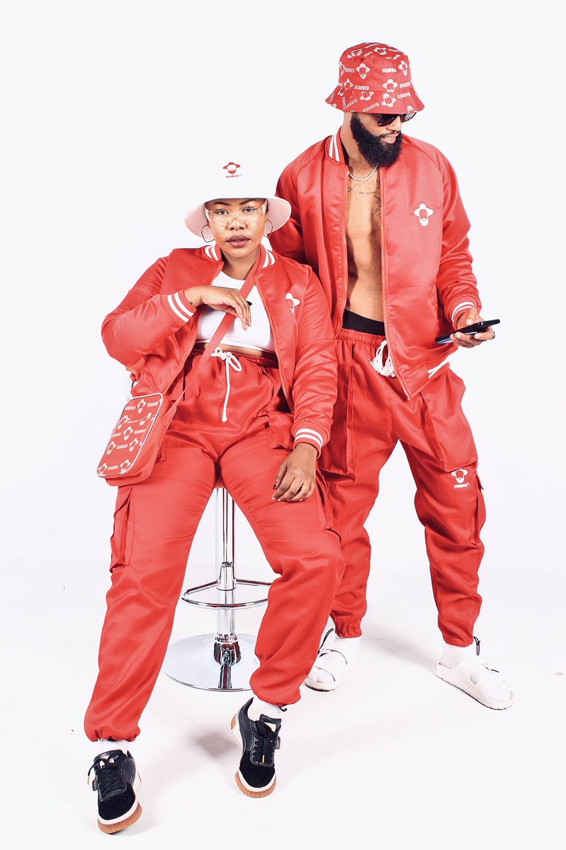 Bearded_SA's tweet photo. Local Brand, international Standard, Premium Quality. #YizoYizo #KanyeWest #GirlTalkZA #BEARDEDSA https://t.co/6clBJHMX8r