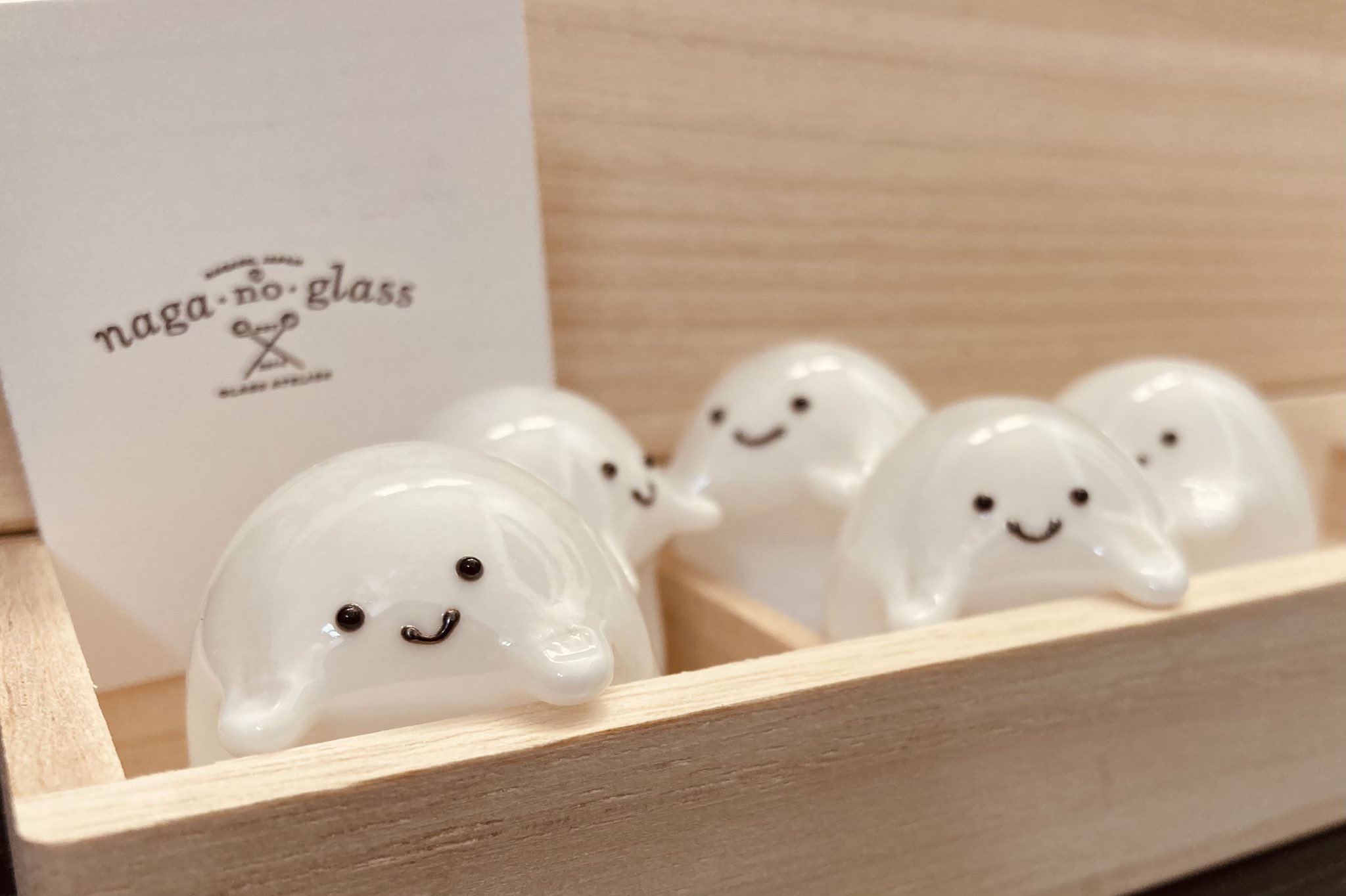 わたなべ あ 腐れ縁からめちゃめちゃ可愛い箸置き貰った もちもちしてそうな可愛いおばけ 手作りだから表情も違って可愛い ありがとう T Co Hbr1pstkry Twitter