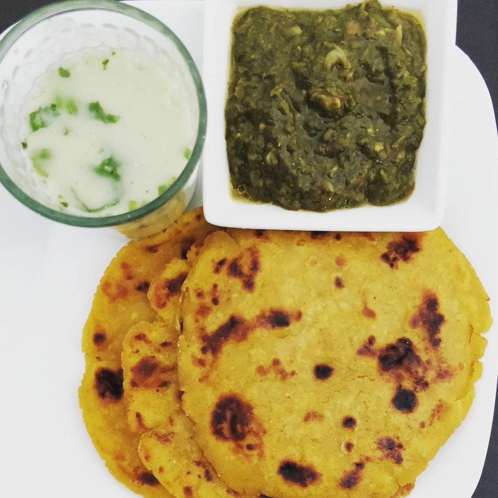Does it have to be winter to enjoy this Punjab delicacy? Makki roti, saron saag and some spiced lassi.From the kitchen of @angelrun29

#punjabi #punjabifood #makkidiroti #sarsonkasaag #winterfood #chennai #india #indianfood #chennaieats #chennaifoodie #chennaifoody #chennaif…