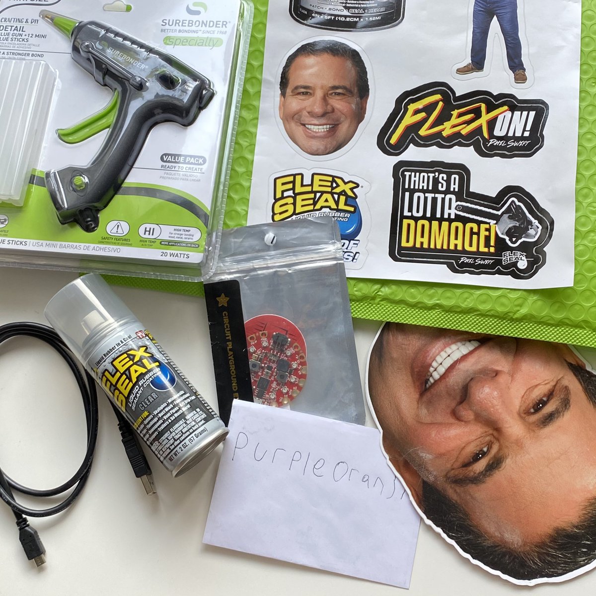 PurpleOranji's tweet photo. Thanks again to @RobotMakerGirl and @NotABombBunkE for the green βfun packβπ€£ Iβm now obsessively looking for something to #FlexSeal SEALπ even the glue gun is green lolπ€£πalso thanks to everyone else that helped with #stayinplayin was great to be a part of it @GetFlexSeal https://t.co/9mjmGPSuvv
