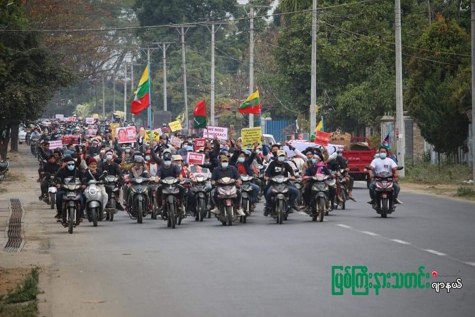 HninHni83217891's tweet photo. Give Back Democracy
#WhatsHapppeningInMyanmar
#WeNeedDemocracy
#WeWantJusticeForMyanmar
#WeNeedYourHelpAmerican
#helpusandsupportourleader https://t.co/w1KzxKLLmF