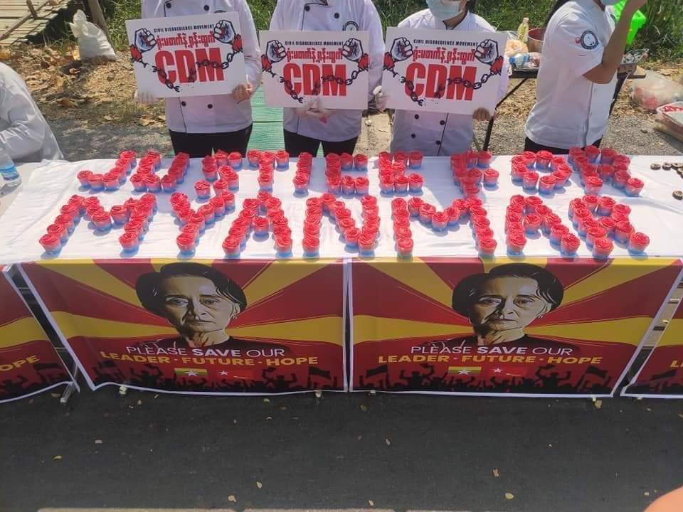 The creativities of Myanmar chefs 
Chef from Mandalay also reject military cup
SUPPORT CRPH
#WhatsHappeningInMyanmar 
#Feb20Coup