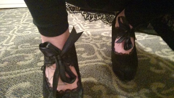 Loving and living my lace filled dreams💜👠 where is my next sub that knows they should step up to fund<a href="/tag/worship"class="tags"><span>#worship</span></a><a href="/tag/findoms"class="tags"><span>#findoms</span></a><a href="/tag/niteflirt"class="tags"><span>#niteflirt</span></a>