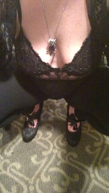 Loving and living my lace filled dreams💜👠 where is my next sub that knows they should step up to fund<a href="/tag/worship"class="tags"><span>#worship</span></a><a href="/tag/findoms"class="tags"><span>#findoms</span></a><a href="/tag/niteflirt"class="tags"><span>#niteflirt</span></a>