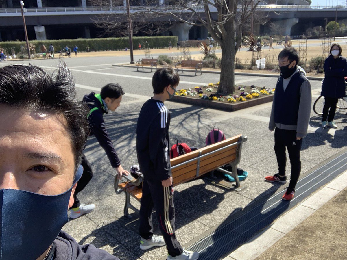 karadacontrol's tweet photo. 本日のサタデースクール
体験3名でした。
・50mが6秒48の中学生
トレーニング後→5秒95
・1000m3分45秒の40代男性
トレーニング後→3分17秒
・50m6秒48の中学生のお父さん
トレーニング後→7秒56
きっかけはほんの些細な事でも大きく変化は出来ます
#Runvent
#サタデースクール
#親子の習い事 https://t.co/HT7wAMlzC2