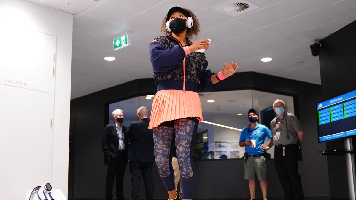 AustralianOpen's tweet photo. Behind the scenes with @naomiosaka at #AO2021 💙

#AusOpen https://t.co/rUo13Dphkh