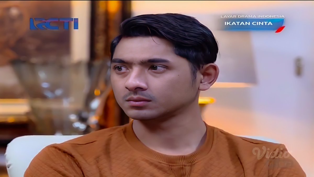 RIANA!!! tweet media