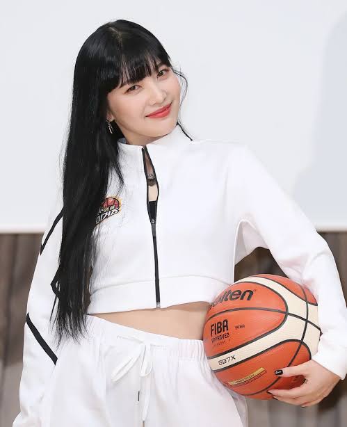 xavy_madrid's tweet photo. Let's play ball! 🏀 https://t.co/lCLRpzhjrM
