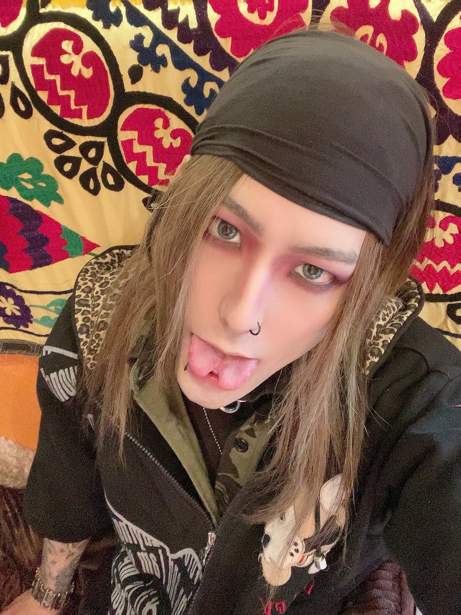 pixelbunny218's tweet photo. コルドロンオープンしてます！

ルーマニアの国民食ママリガ•ク•オウ•オキまだあります◎🍢¥1800-

パスタやピッツァ等イタリアンもありまっせー🍣

遊びに来てね☺️ https://t.co/IC1jOKJK9Y