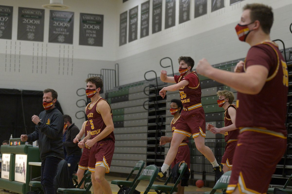 Kevin_Lytle's tweet photo. Really fun rivalry basketball this Friday night as late 3-pointer powers Rocky Mountain past previously unbeaten Fossil Ridge https://t.co/4njyB2d3vl #copreps https://t.co/ZkssfJWwUZ