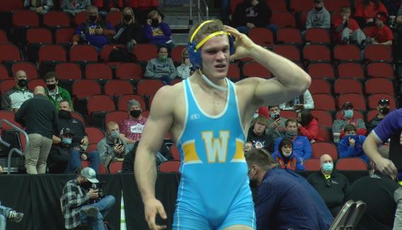 BradKTIV4's tweet photo. CHASING CHAMPIONSHIPS! Watch Friday's action at the Iowa and Nebraska state wrestling tournaments. https://t.co/Ur8x6X6Bqu #nebpreps #iahswr https://t.co/SlxJZmOV42
