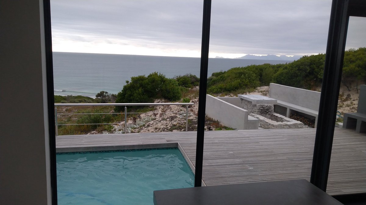 GeraldPetersen1's tweet photo. #weekendvibes https://t.co/brcSSZsYK3